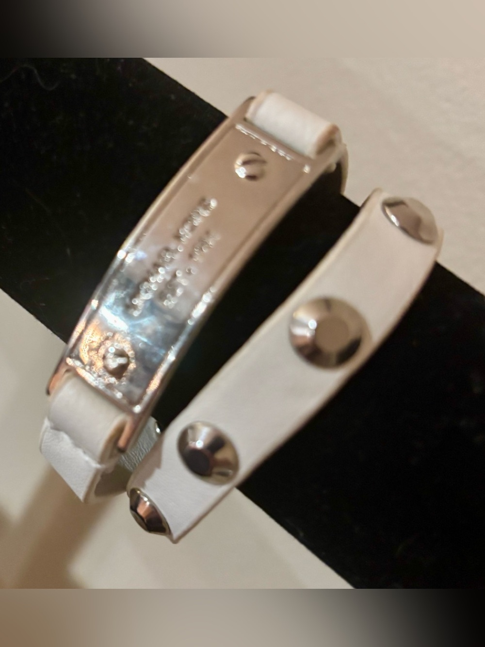 Michael KORS White Leather Silver Logo Double Wrap Studded Bracelet NWOT
